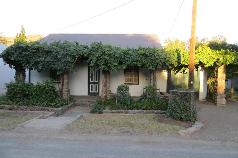 4 Bedroom Property for Sale in Nieu Bethesda Eastern Cape
